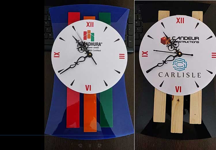 customized wall clocks